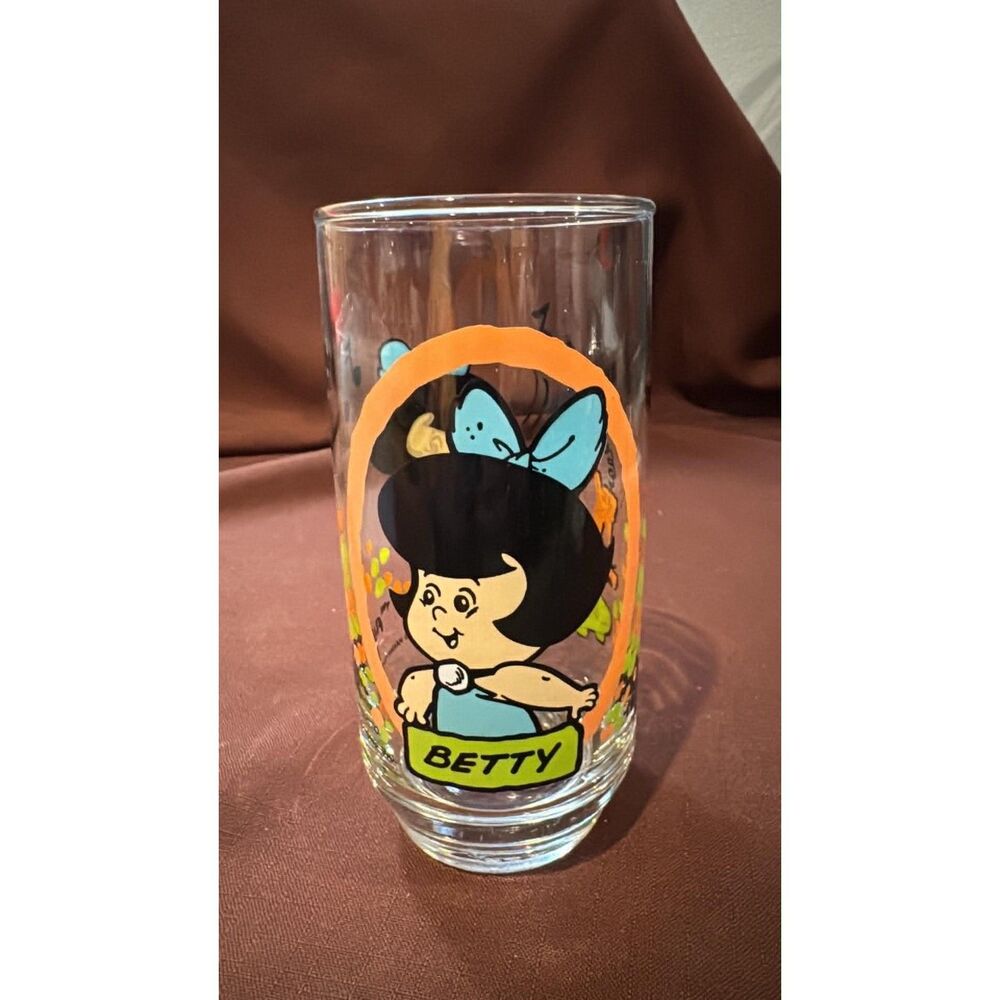 The Flintstone Kids 1986 Betty Glass Pizza Hut Vintage
